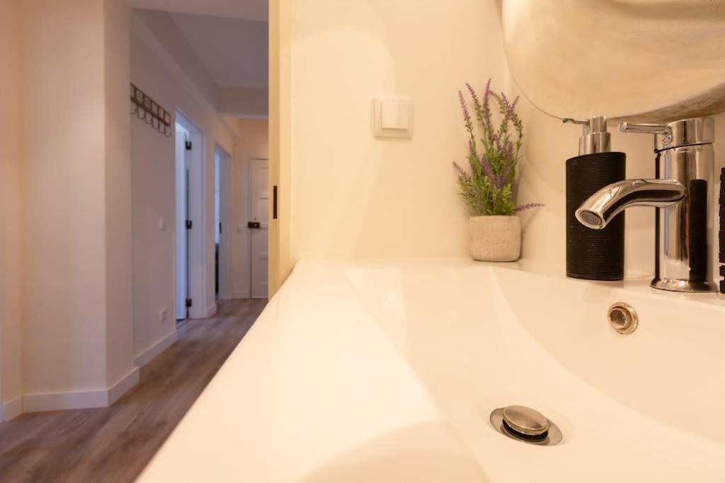 Beachome4U4 / Carcavelos Beach 파레드 외부 사진
